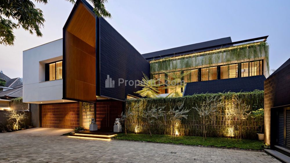 Dijual Rumah Baru di Kawasan Premium Kebayoran Baru, Jakarta Selatan