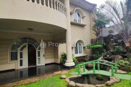 Jual Rumah Mewah SHM di Kemang Timur, 75 Meter dari Raya Kemang Timur, Mampang Prapatan, Ada Kolam Renang, Jakarta Selatan