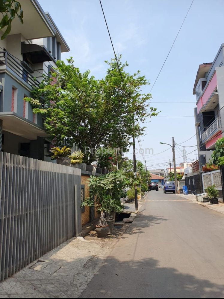 Dijual Rumah Bagus Terawat Siap Huni di Klender Duren Sawit - Jakarta Timur