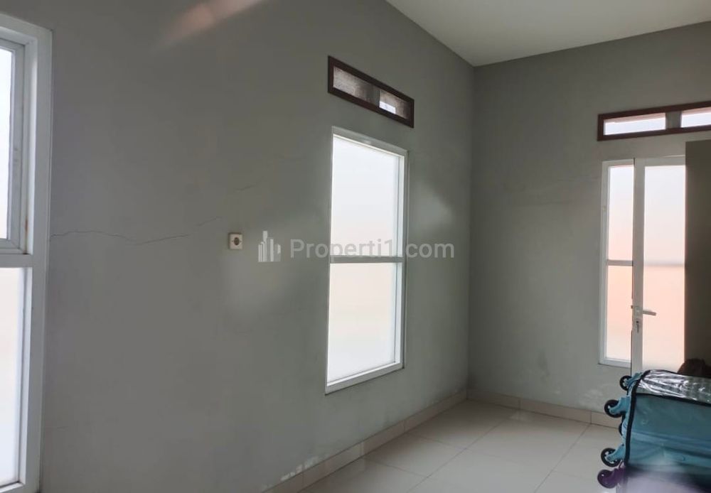 Dijual Rumah Siap Huni di Taman Meruya Ilir, Kembangan, Meruya Utara, Jakarta Barat