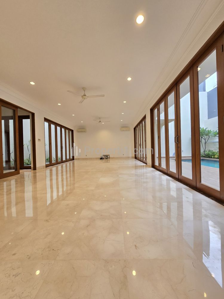 Disewakan Brand New House di Cipete Jakarta Selatan
