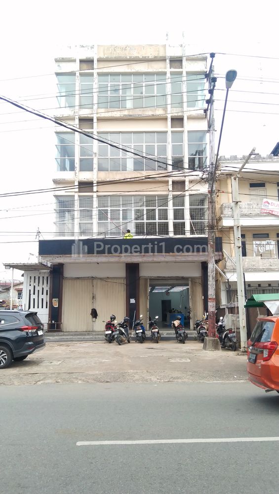Jual Ruko Gandeng 2, Strategis di Jalan Merdeka Kota Pontianak Kalimantan Barat, Lokasi Ramai, Pinggir Jalan