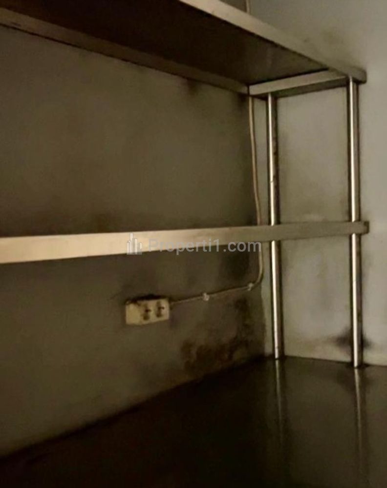 Jual atau Sewa Tempat Usaha untuk Cafe di Kav DPR Sidoarjo