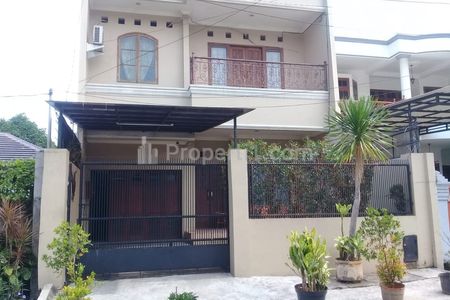 Dijual Rumah Cantik di Kelapa Dua, Kebon Jeruk, Jakarta Barat