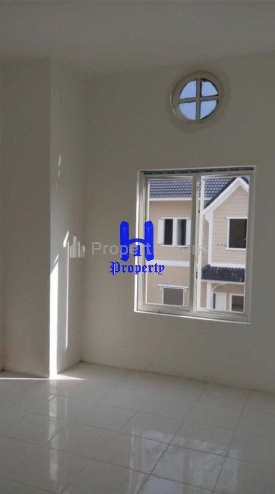 Jual Rumah 2 Tingkat di Komplek Medan Resort City Cluster Rotterdam