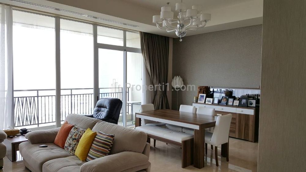 For Rent Apartment Pakubuwono Signature Near Senayan SCBD South Jakarta - 4BR Furnished