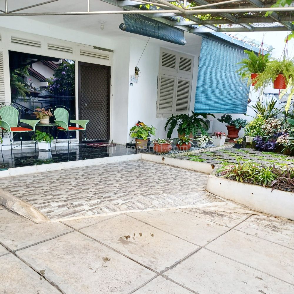 Rumah Dijual di Ciracas Jakarta Timur Dekat SMA Negeri 58 Jakarta, Universitas Saintek Muhammadiyah, Pasar Jaya Ciracas, Mall Cijantung