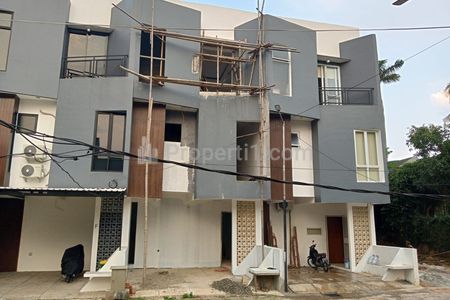 Dijual Townhouse Mewah Tanpa DP di Cireundeu, Ciputat Timur, Tangerang Selatan, Banten