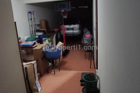 Jual Rumah di Jalan Kupang Indah Kota Surabaya Strategis