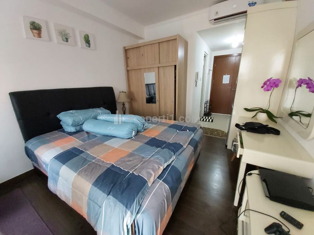Sewa Apartemen Signature Park Grande MT Haryono Jakarta Timur Tipe Studio Fully Furnished