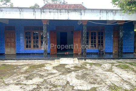 Dijual Rumah Siap Huni Limasan Modern 851m² Karanganyar