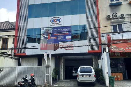 Sewa Murah Mini Gedung Kantor, Strategis dan Pinggir Jalan Dekat Raya Polim, Darmawangsa, Grand Wijaya, Fatmawati, Kebayoran Baru, Jakarta Selatan