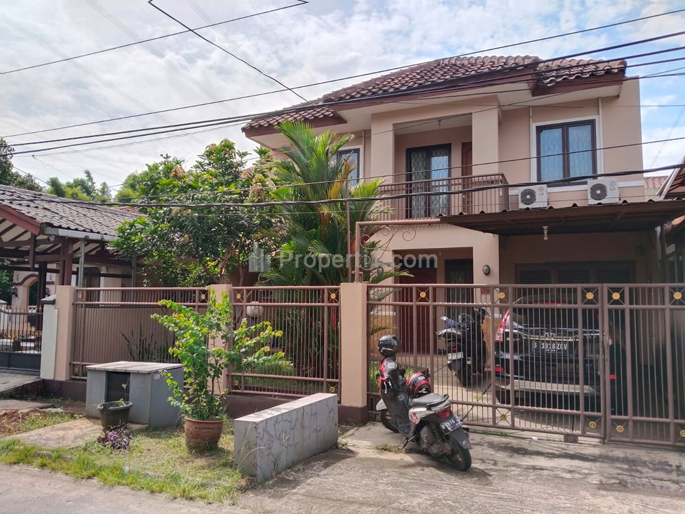Rumah Disewakan Full Furnished Dalam Perumahan di Cinere, Jakarta Selatan