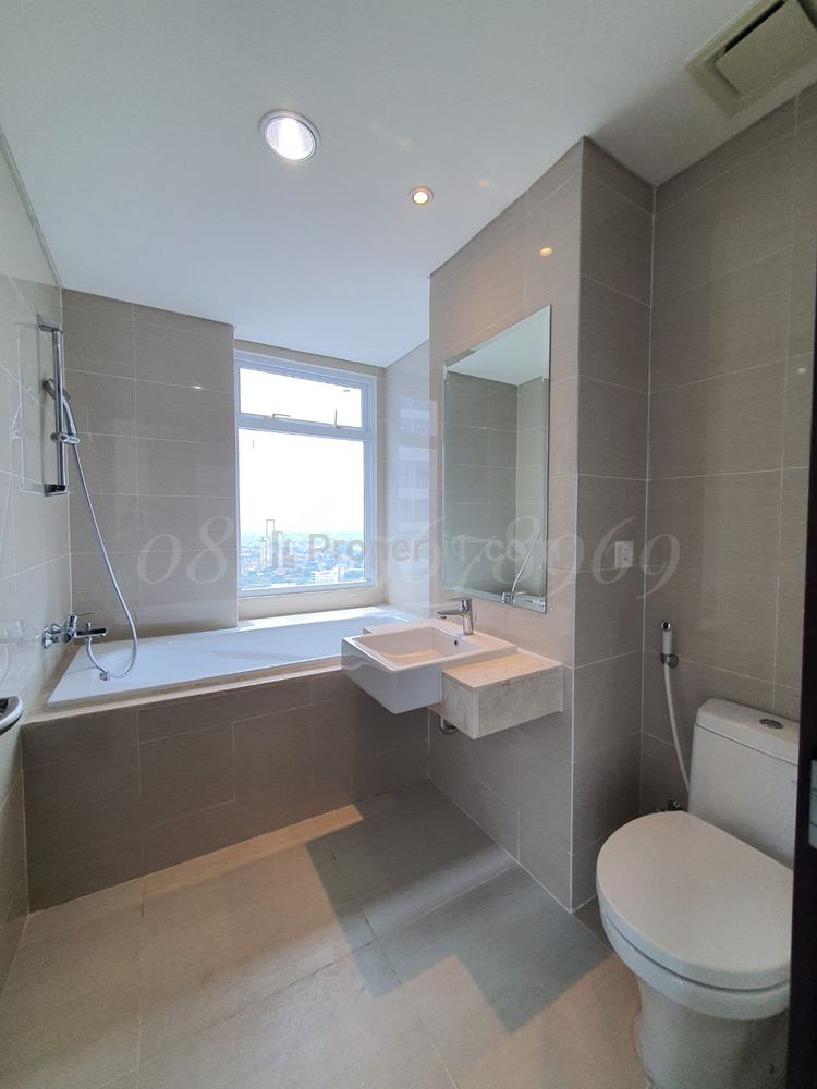 Jual Murah Apartemen Puri Mansion 3BR Semi Furnished