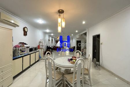 Jual Rumah 2 Tingkat di Komplek Jati Mas Jalan Perintis Kemerdekaan Medan