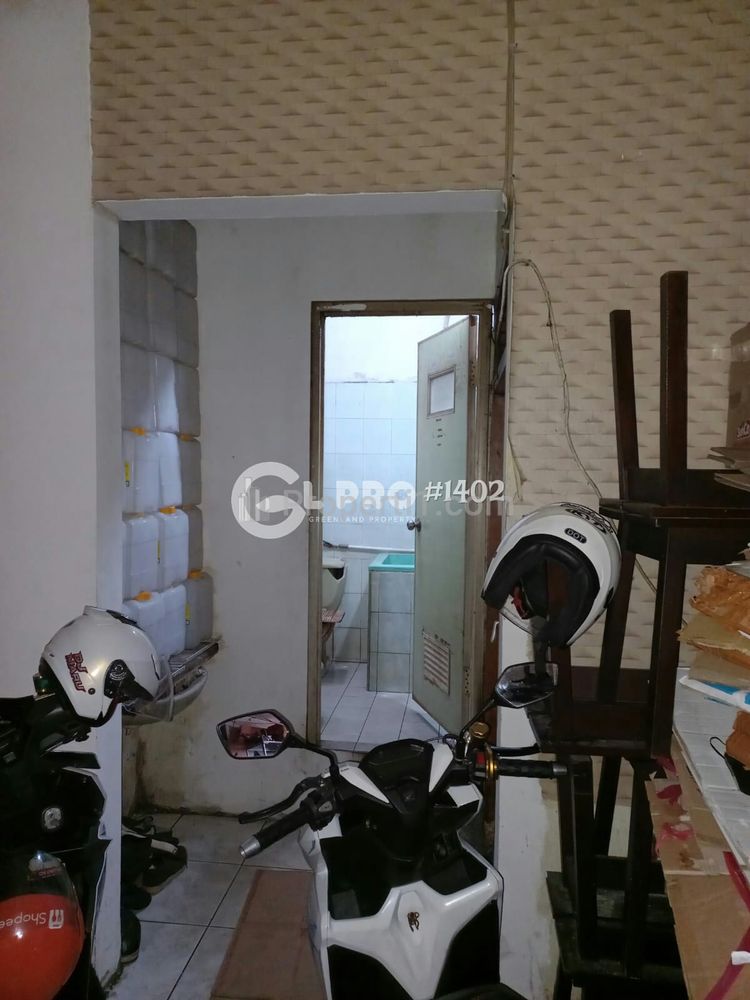 Disewakan Rumah 4 Bedroom Unfurnish di Grogol Jakarta Barat