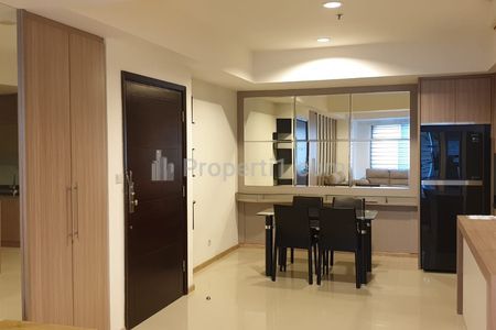 Sewa Apartemen Casa Grande Residence Tower Montana - 3+1 Bedroom Fully Furnished, Selangkah ke Mall Kota Kasablanka