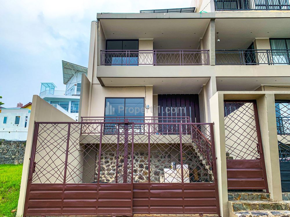 Dijual Villa Batu Abdul Gani Atas Jatim, Ada Kolam Renang