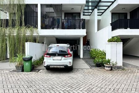 Dijual Rumah Dalam Townhouse di Gandaria, Kebayoran Lama, Jakarta Selatan