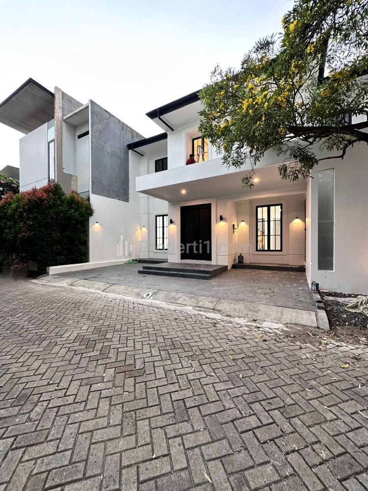 Dijual Rumah Brand New Dalam Cluster di Lebak Bulus, Jakarta Selatan
