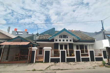 Dijual Rumah di Jalan Komersil di Area Grand Galaxy (Pekayon Jaya), Bekasi Selatan, Kota Bekasi