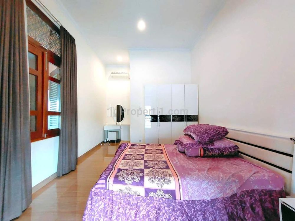 Dijual Villa Cantik Lokasi Dekat Wisata Ada Pool Pribadi Nego Lokasi di Sleman
