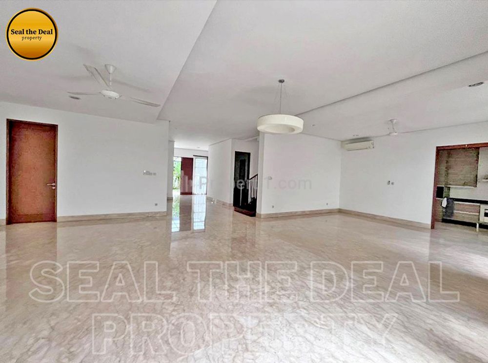 Disewakan Rumah Modern di Pondok Indah Jakarta Selatan STD568