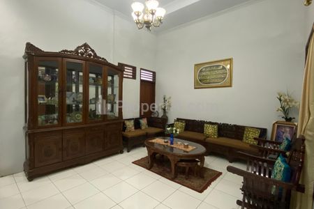 For Sale Rumah Classic Minimalis di Daerah Kota Tangerang