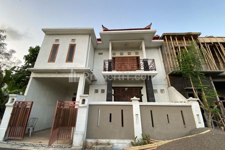 Dijual Rumah 2 Lantai Siap Huni Dekat Sekolah Dyatmika Bali