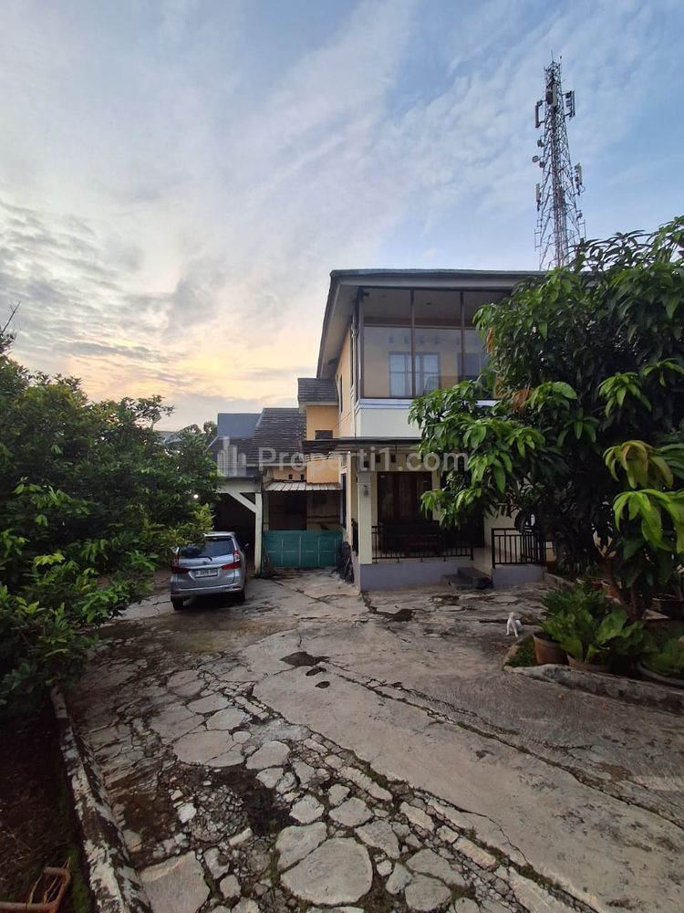 Dijual Rumah 2 Lantai Siap Huni 6 Kamar Tidur di Kramatjati (Kramat Jati), Jakarta Timur