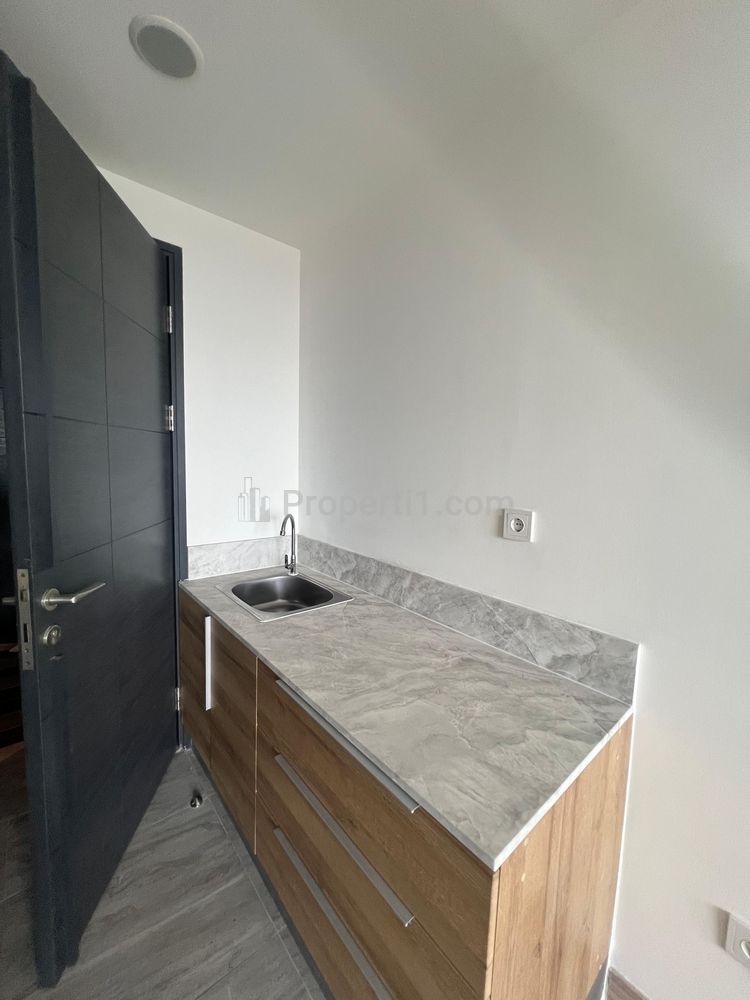 Jual Apartemen Mewah Collins Boulevard di Tengah Kota Gading Serpong Dengan Harga Hanya 700 Juta dan Masih Bisa Nego Lagi!!!