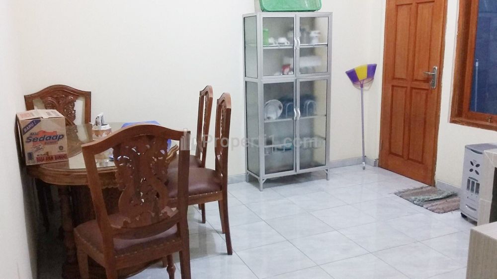 Rumah Dijual di Kota Semarang Dekat UIN Walisongo, Tugu Muda Semarang, Paragon City Mall, RS Dr Kariadi, SMAN 7 Semarang, Bandara Jenderal Ahmad Yani