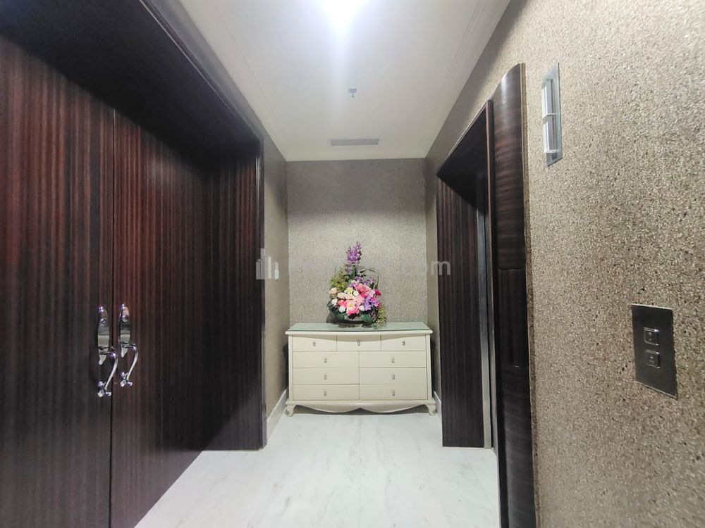 Dijual Apartemen Botanica Simprug –  3+1 BR Full Furnished Best Price