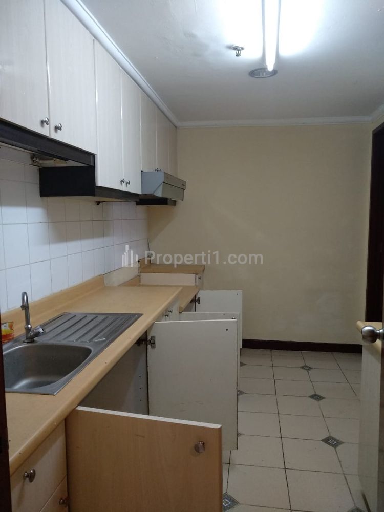 Disewakan Apartemen Kondominium Taman Anggrek Harga di Bawah Pasaran