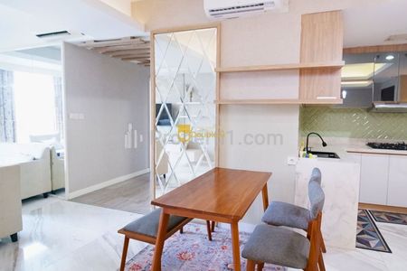 Sewa Apartemen Casa Grande Residence Tower Montana - 3+1 Bedroom Fully Furnished, Selangkah ke Mall Kota Kasablanka