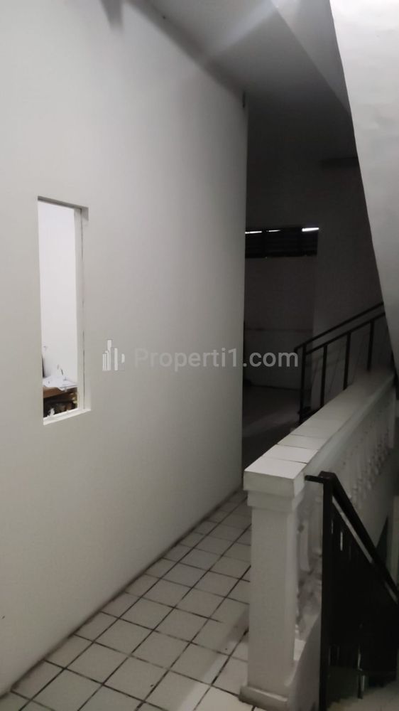 Dijual Ruko Siap Pakai di Angke, Tambora, Jakarta Barat