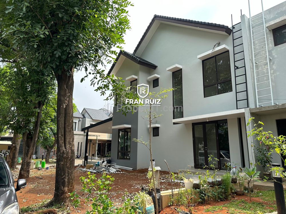 Dijual Rumah Casa Jardin 12x15 Hoek Best Location Jarang Ada di Jakarta Barat