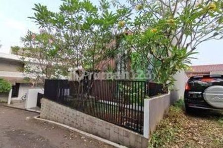 Dijual Rumah Mewah Cantik Lokasi di Tangerang Selatan