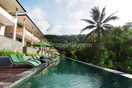 Jual Hotel Villa di Jalan Raya Senggigi Lombok Barat NTB Strategis