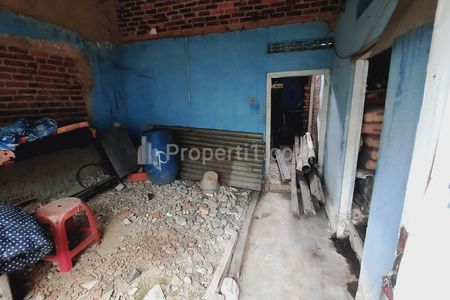 Dijual Rumah Hitung Tanah Kondisi Setengah Jadi di Jalan Baros Utama, Cimahi