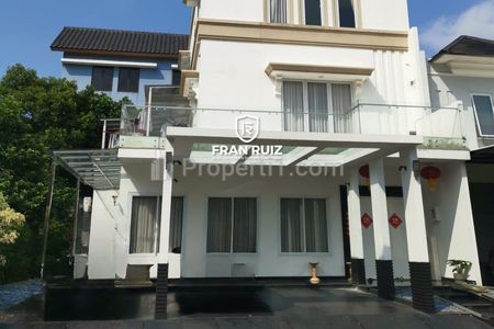 Dijual Rumah 11x15 di Casa Jardin Jakarta Barat Posisi Hoek Best Location