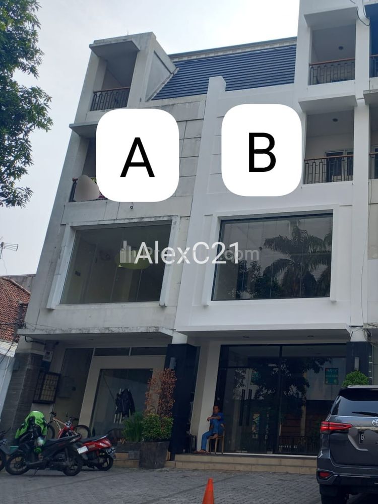 Disewakan Ruko di Blok M, Kramat Pela, Kebayoran Baru, Jakarta Selatan