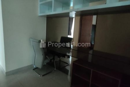 Sewa Apartemen Hampton Park 3 BR 121m2 Furnished Bagus