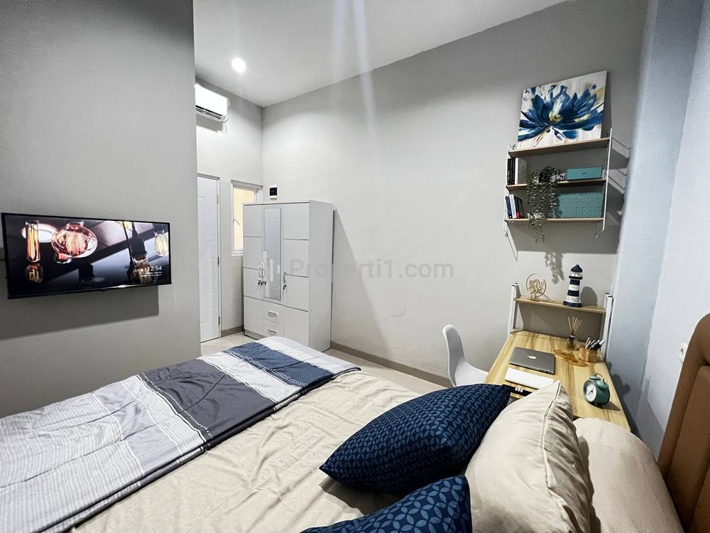 Dijual Kost di Sukasari, Tangerang - 33+1BR Furnished Luas Tanah 224m2