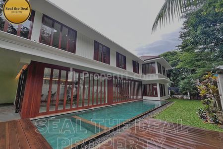 Disewakan Rumah di Senopati / Blok M / Kebayoran Baru Jakarta STD538