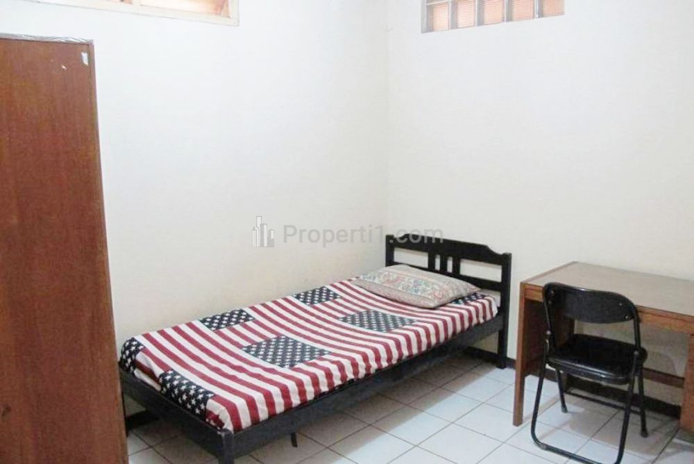 Sewa Kost Dekat Universitas Maranatha Bandung, Setrasari Mall, Mall D'Botanica Bandung, Mall Paris Van Java, Mall Cihampelas Walk