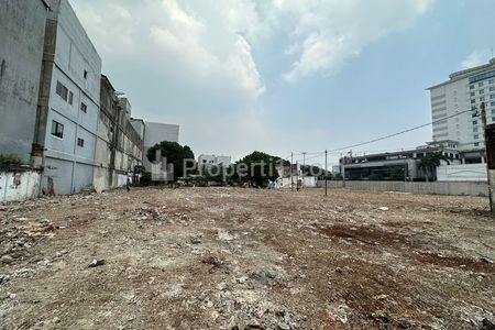 Dijual Tanah Murah Posisi Hoek Lokasi Depan Jalan Raya Jakarta Pusat