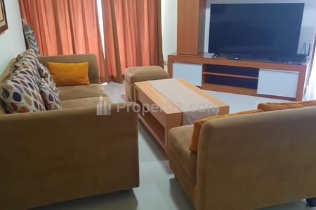 Sewa Apartemen Sudirman Tower Condominium 3+1 BR Fully Furnished