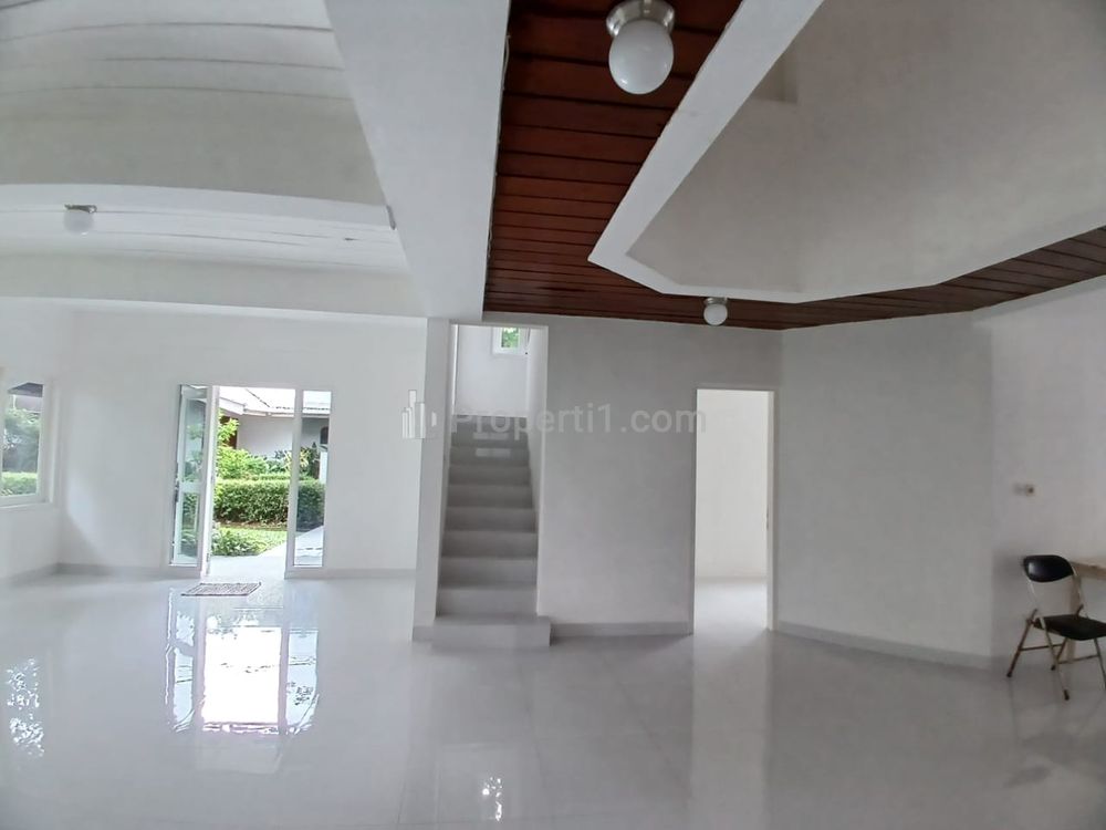 Sewa Rumah di Dalam Compound Cipete Dekat MRT dan Akses Toll Fatmawati Jakarta Selatan