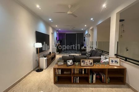 Jual Rumah Modern di Daerah Permata Hijau Jakarta Selatan Tipe 2 Lantai Full Furnished